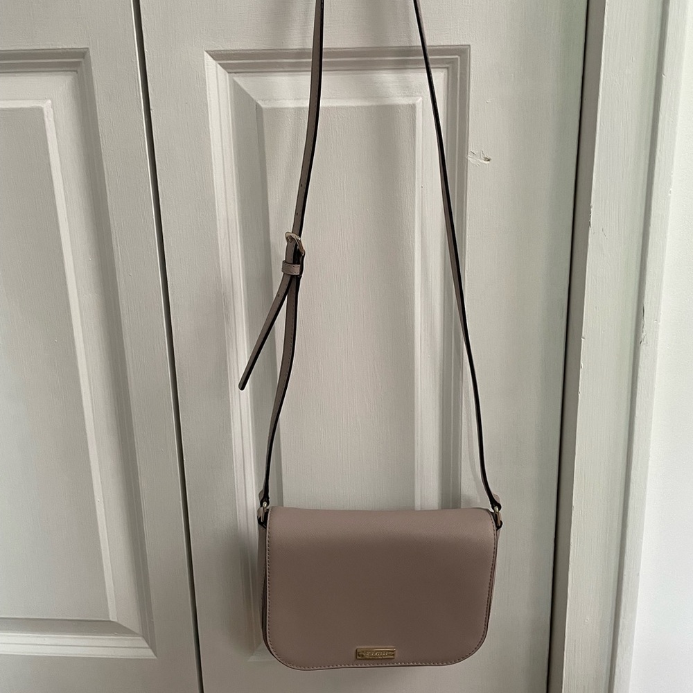 Kate Spade beige shoulder bag